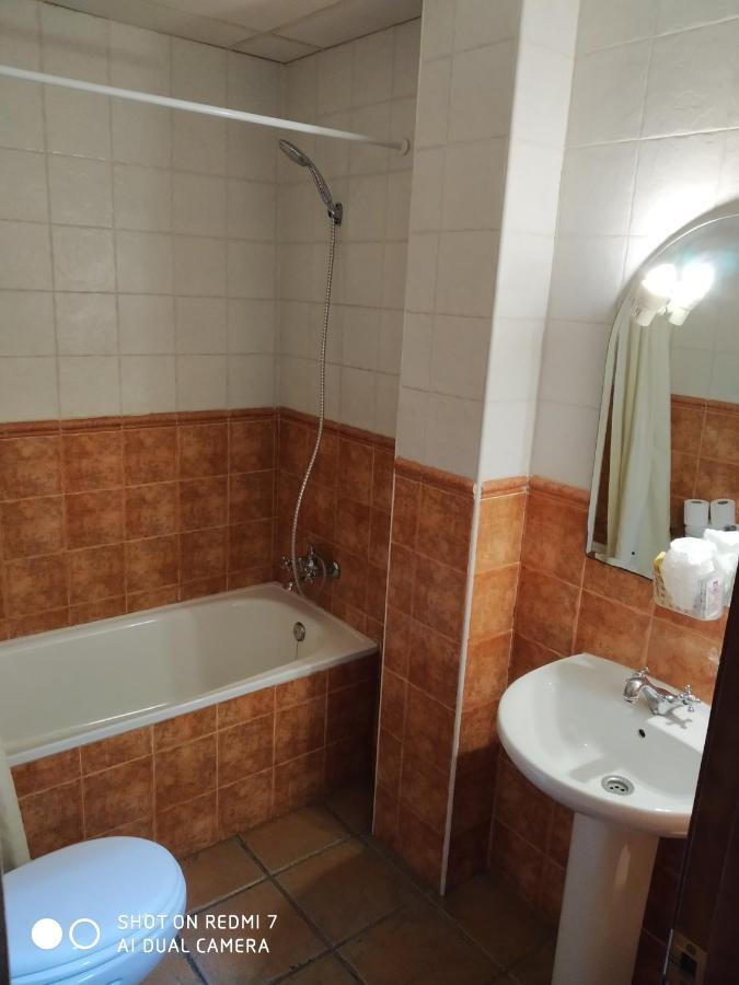 Hostal Restaurante El Parador Alcaracejos エクステリア 写真